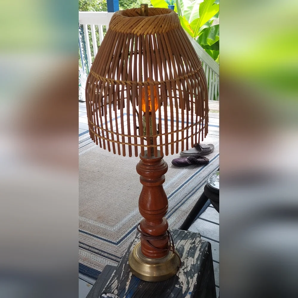 Midcentury rattan shade lamp excellent condition. Smoke free home